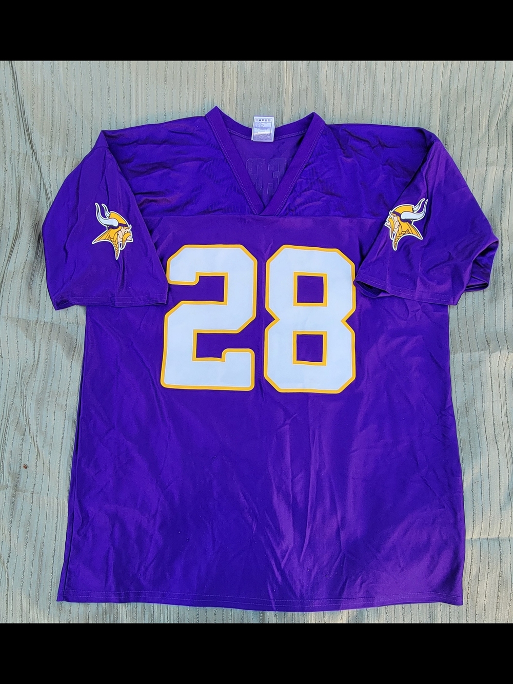 Team Apparel Purple Minnesota Vikings #28 Football Jersey